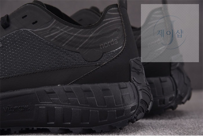 노다 001 스니커즈 블랙 Anti Slip Wear Resistant - 상세 이미지