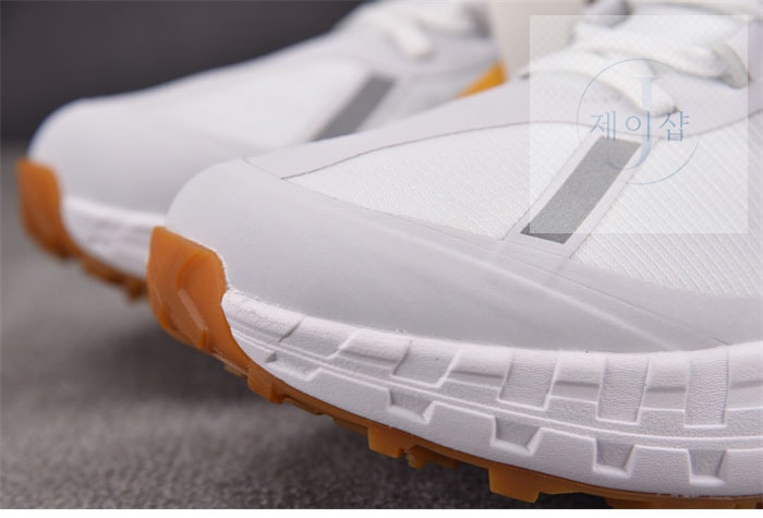 노다 001 스니커즈 화이트 Anti Slip Wear Resistant - 상세 이미지