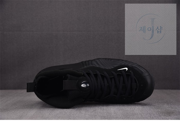 나이키 x 꼼데가르송 에어 폼포짓 원 블랙 - 상세 이미지