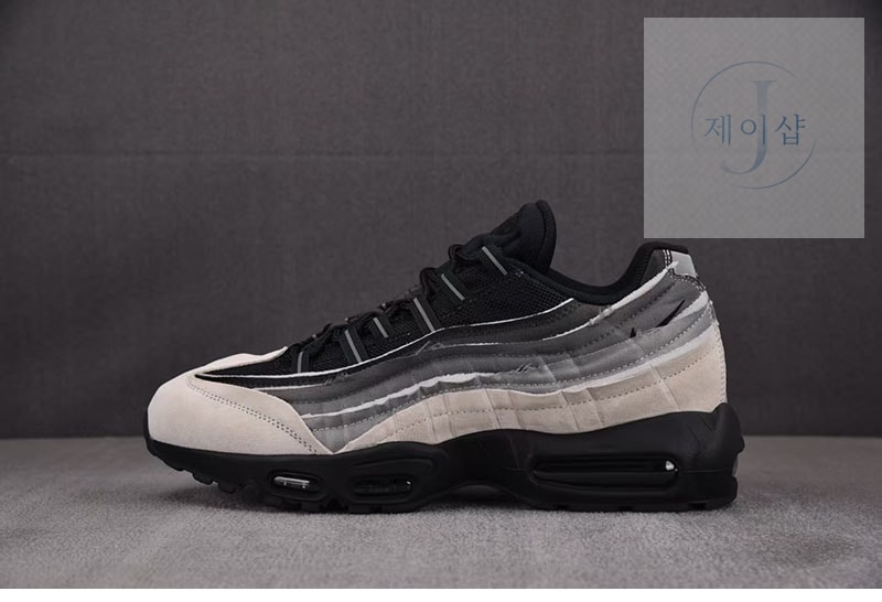 나이키 x 꼼데가르송 에어맥스 95 블랙 그레이 CU8406-101 - 상세 이미지