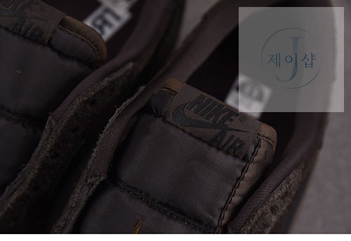나이키 에어조던1 x 트래비스 스캇 로우 OG 벨벳 브라운 DM7866-202 - 상세 이미지