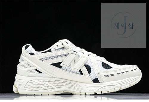 뉴발란스 1906R 폴카 도트 스니커즈 M1906RPC - 상세 이미지