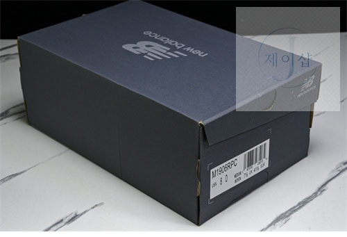뉴발란스 1906R 폴카 도트 스니커즈 M1906RPC - 상세 이미지