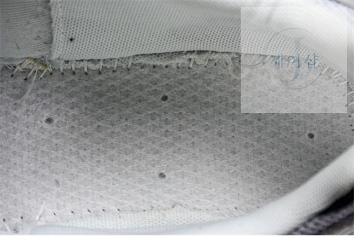 뉴발란스 1906R 폴카 도트 스니커즈 M1906RPC - 상세 이미지
