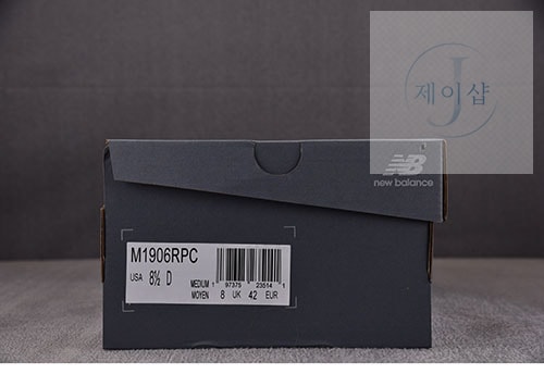 뉴발란스 1906R 폴카 도트 화이트 M1906RPC - 상세 이미지