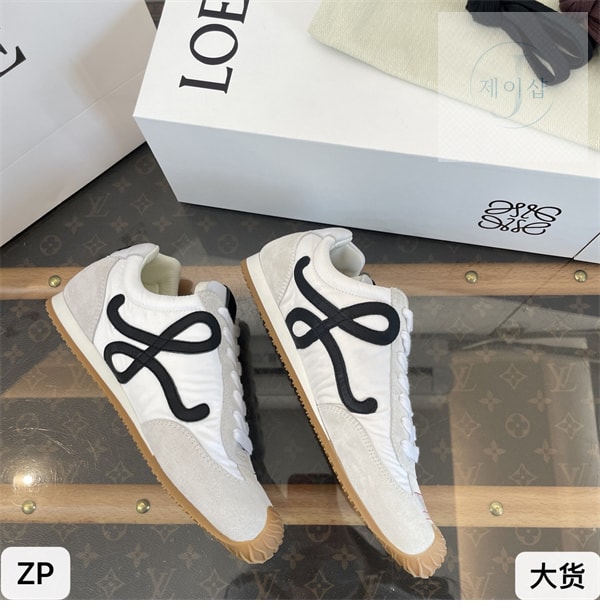 로에베 발레 러너 2.0 나일론 카프스킨 - 상세 이미지