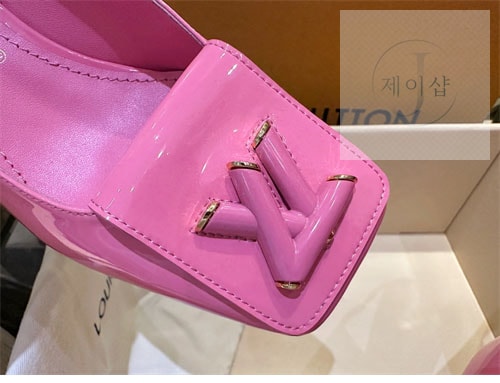 루이비통 lv 로고 셰이크 펌프스 - 상세 이미지