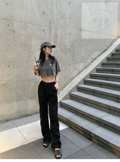 미우미우 23SS 마틀라세 나파 가죽 슬라이드 슬리퍼 - 상세 이미지