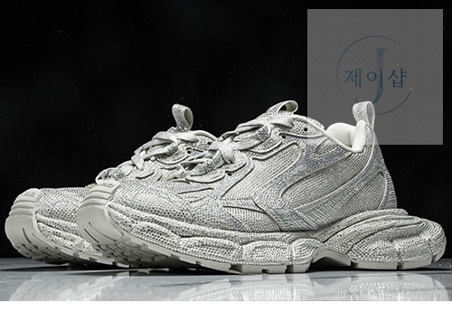 발렌시아가 3XL 스니커즈 W3XST 1100 - 상세 이미지