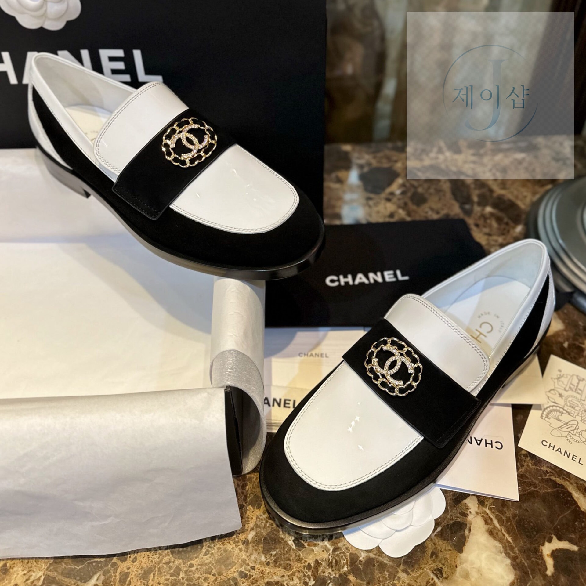 샤넬 22K 배색 페이던트 CC로고 로퍼 “35SIZE – 41SIZE”
