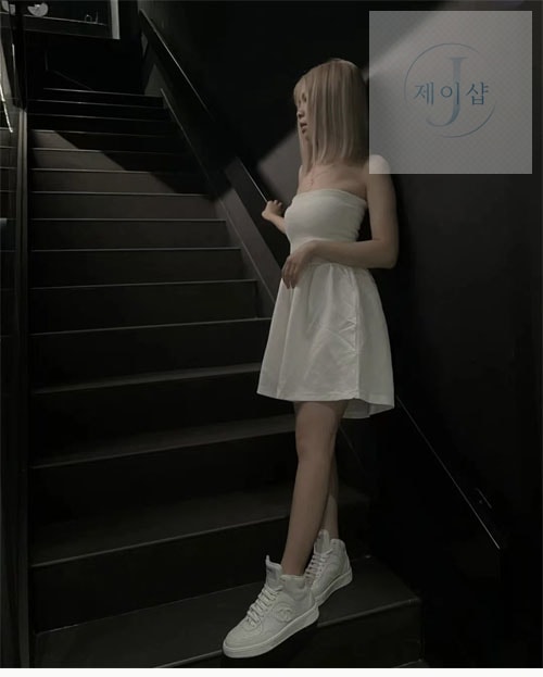 샤넬 23A CC로고 에어포스 하이탑 올흰 - 상세 이미지