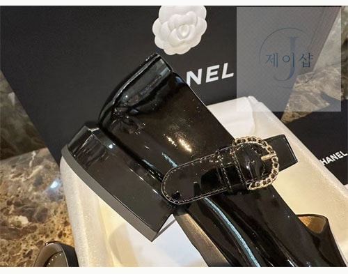 샤넬 23B 메리제인 턴락 CC - 상세 이미지