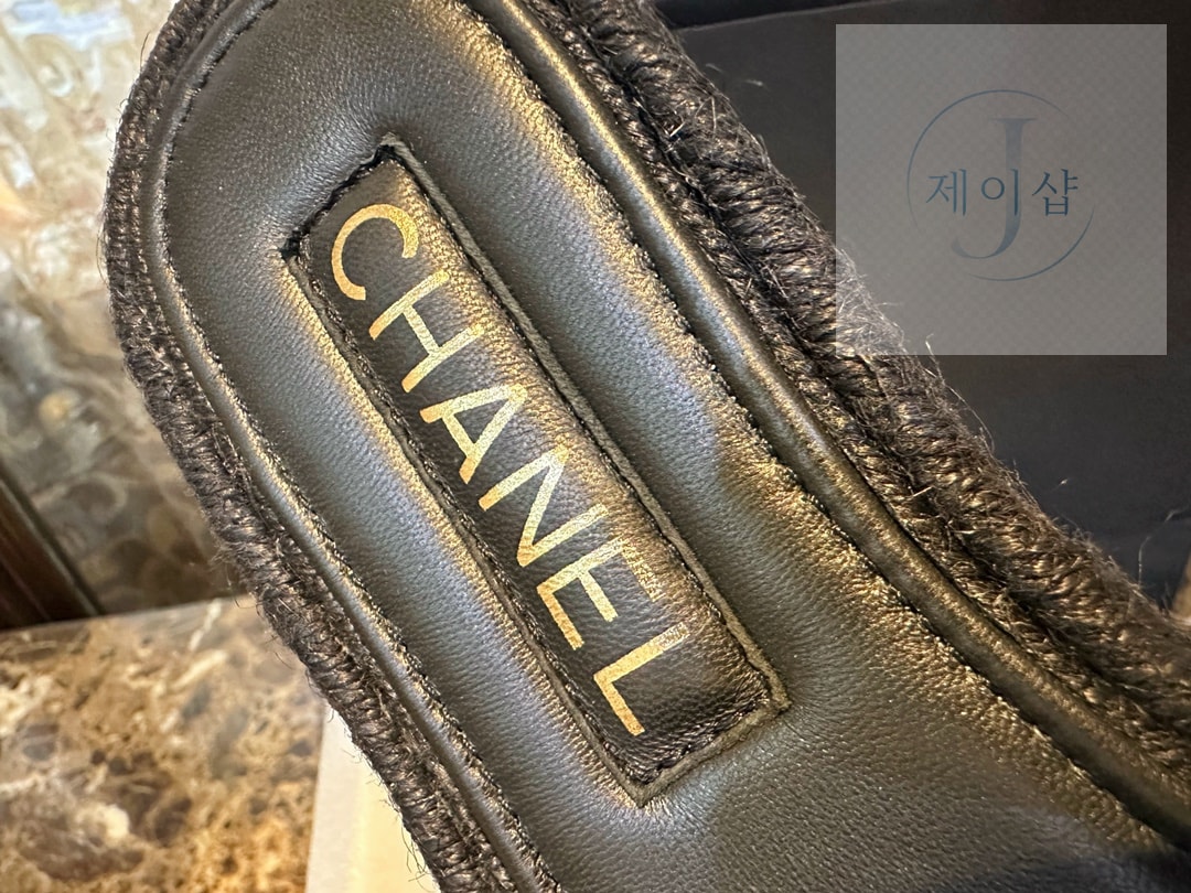 샤넬 23P 블랙 애스파듀 슬라이드 뮬 “35SIZE – 40SIZE” - 상세 이미지