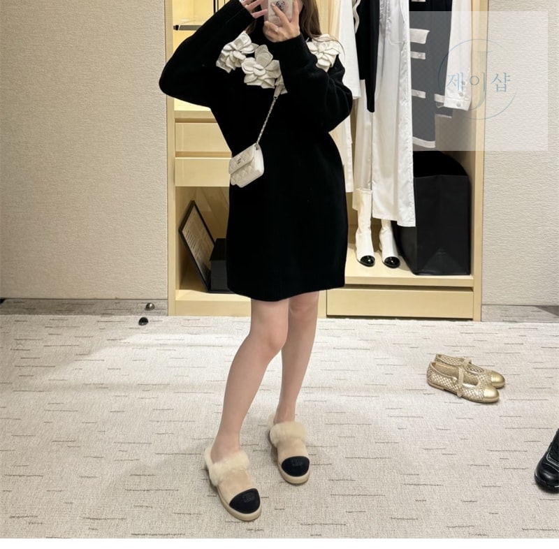 샤넬 25 CC로고 시어링 뮬 - 상세 이미지