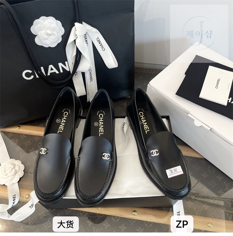 샤넬 미니 CC로고 로퍼 - 상세 이미지
