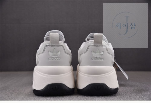 아디다스 OG 오즈가이아 IG6042 - 상세 이미지