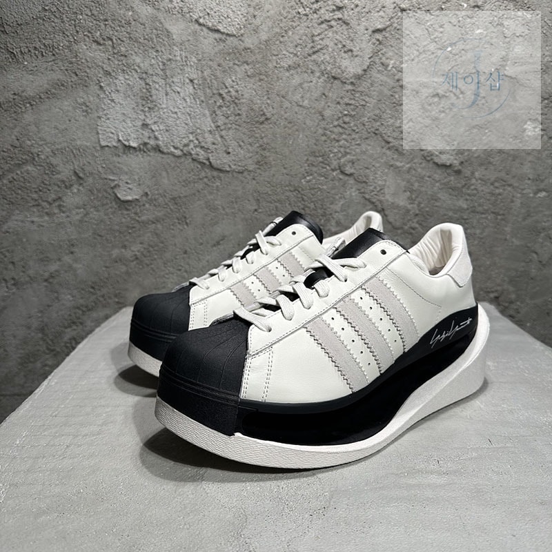 아디다스 Y-3 Gendo 슈퍼스타 스니커즈