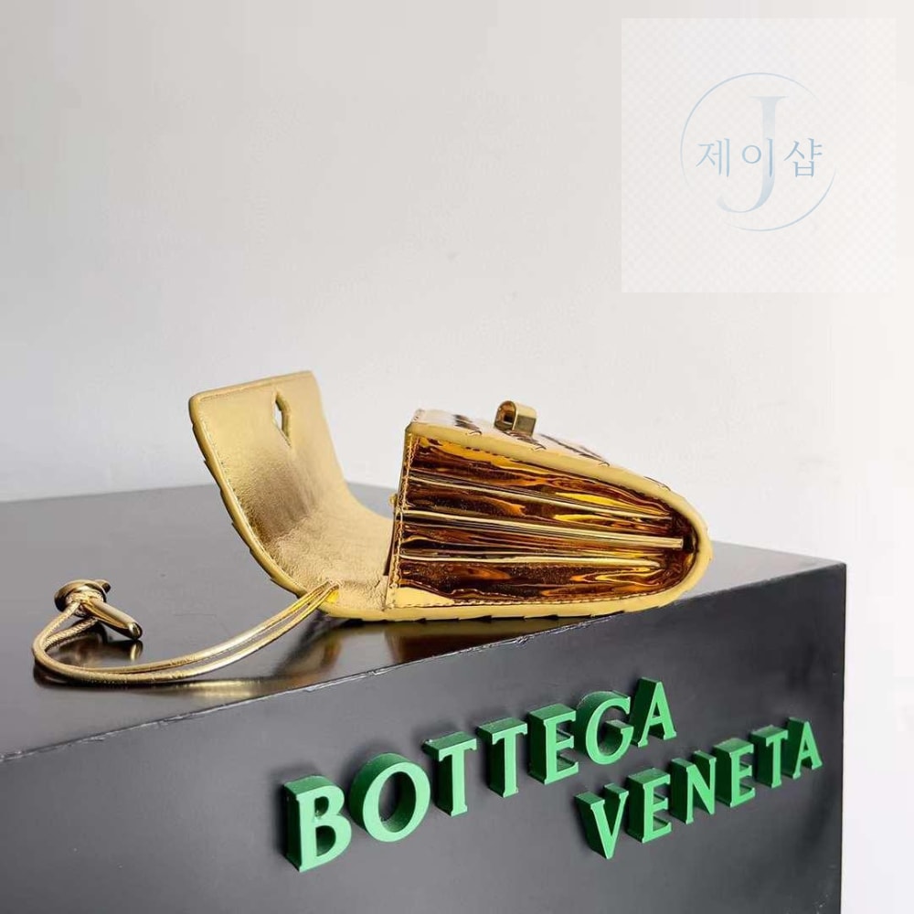 Bottega Veneta Andiamo Wallet - 상세 이미지