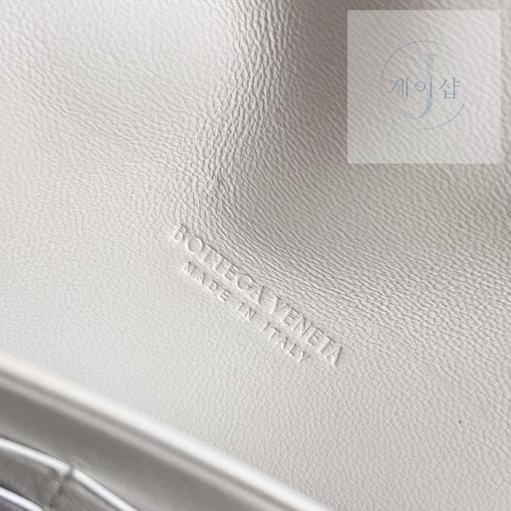 Bottega Veneta Andiamo Wallet - 상세 이미지