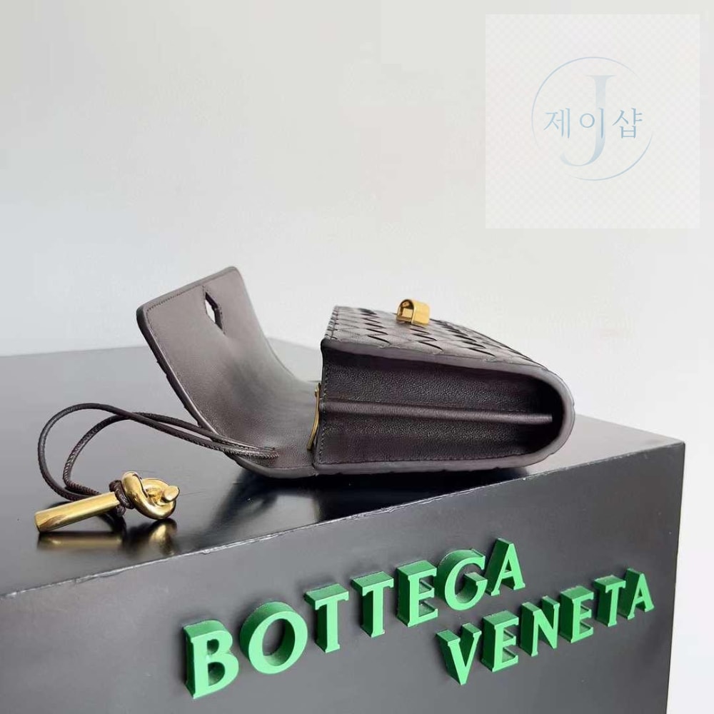 Bottega Veneta Andiamo Wallet - 상세 이미지