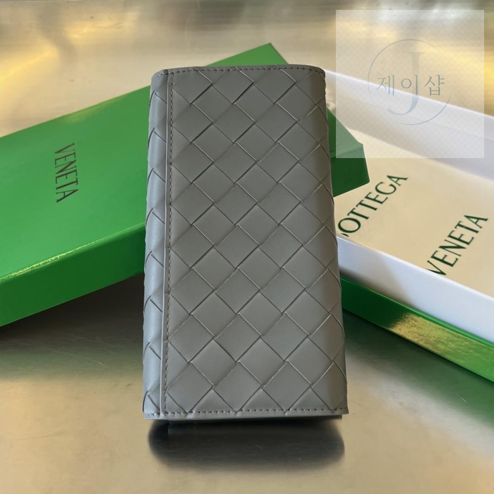 Bottega Veneta Intrecciato Vertical Wallet - 상세 이미지