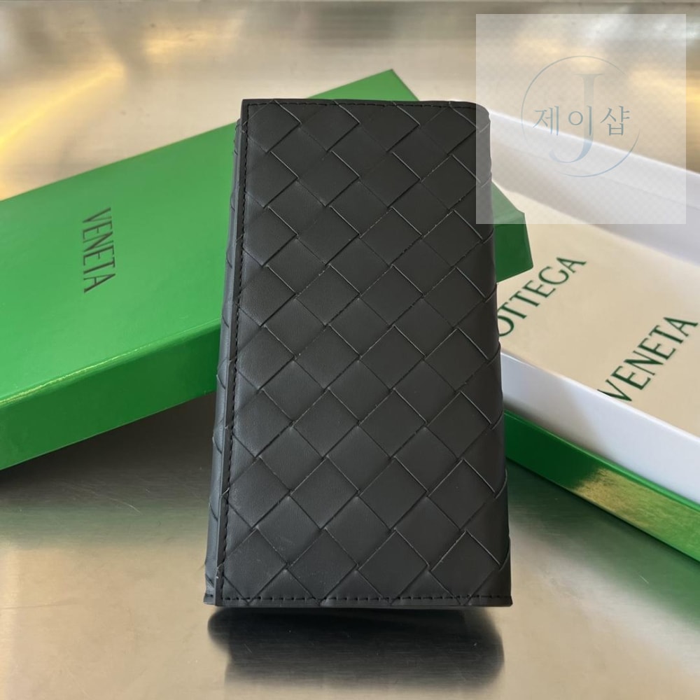 Bottega Veneta Intrecciato Vertical Wallet - 상세 이미지