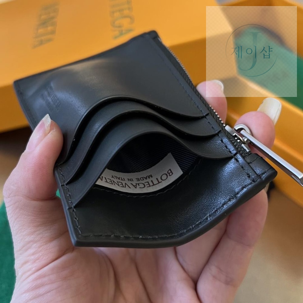 Bottega Veneta Zipped Card Case - 상세 이미지