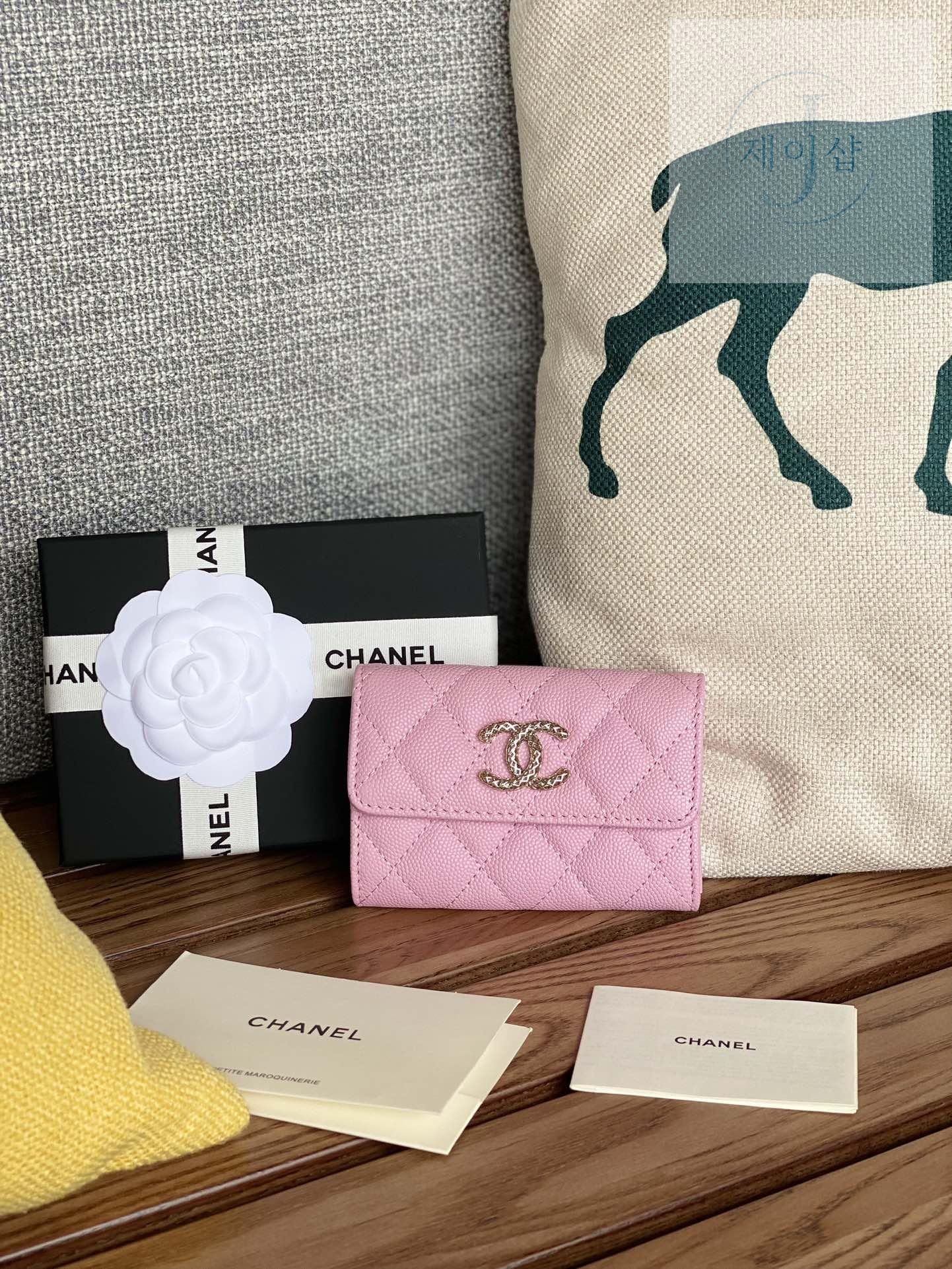 Chanel AP3187