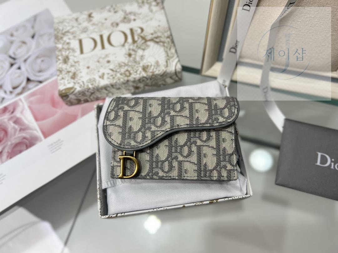 Dior Oblique Saddle Flap Holder