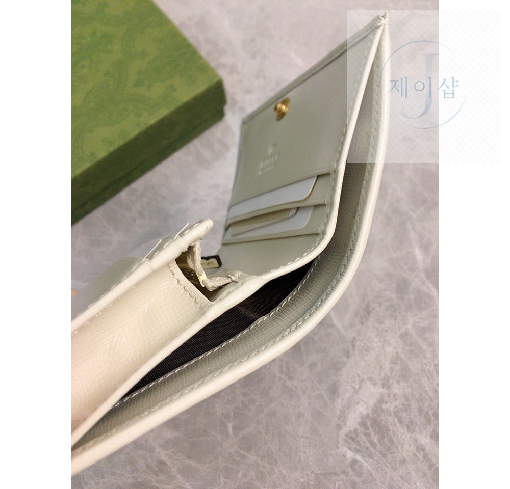 Gucci 621887 - 상세 이미지