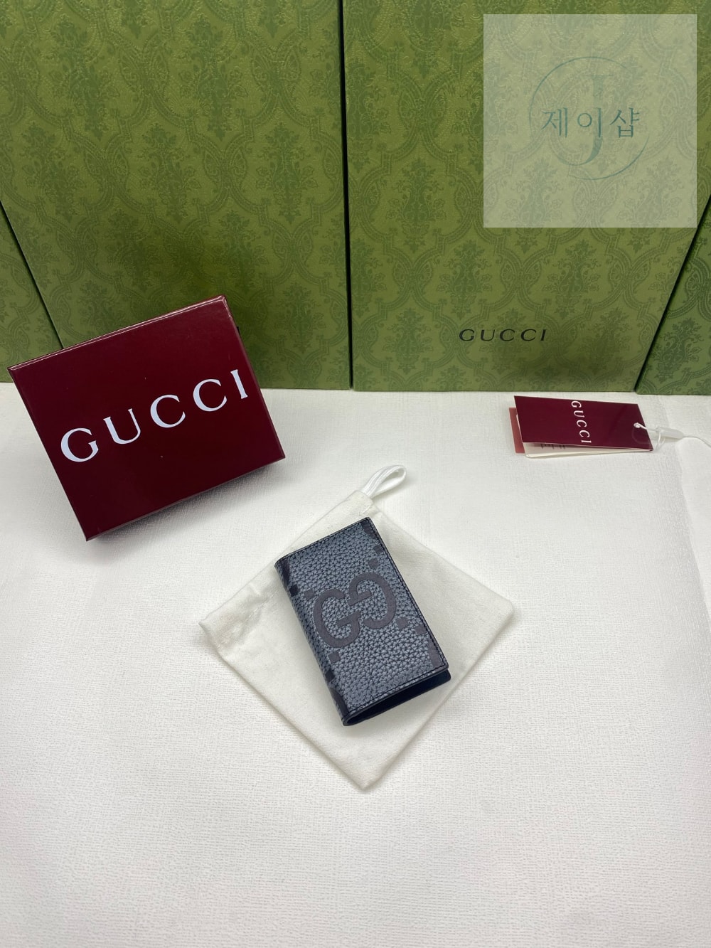 Gucci 739478