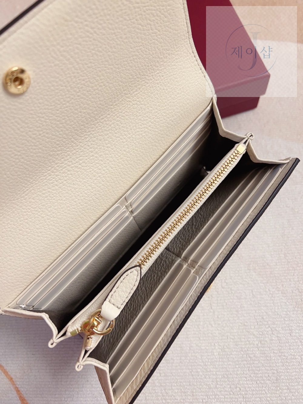 Gucci 828147 - 상세 이미지