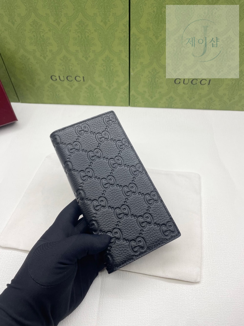 Gucci 835014