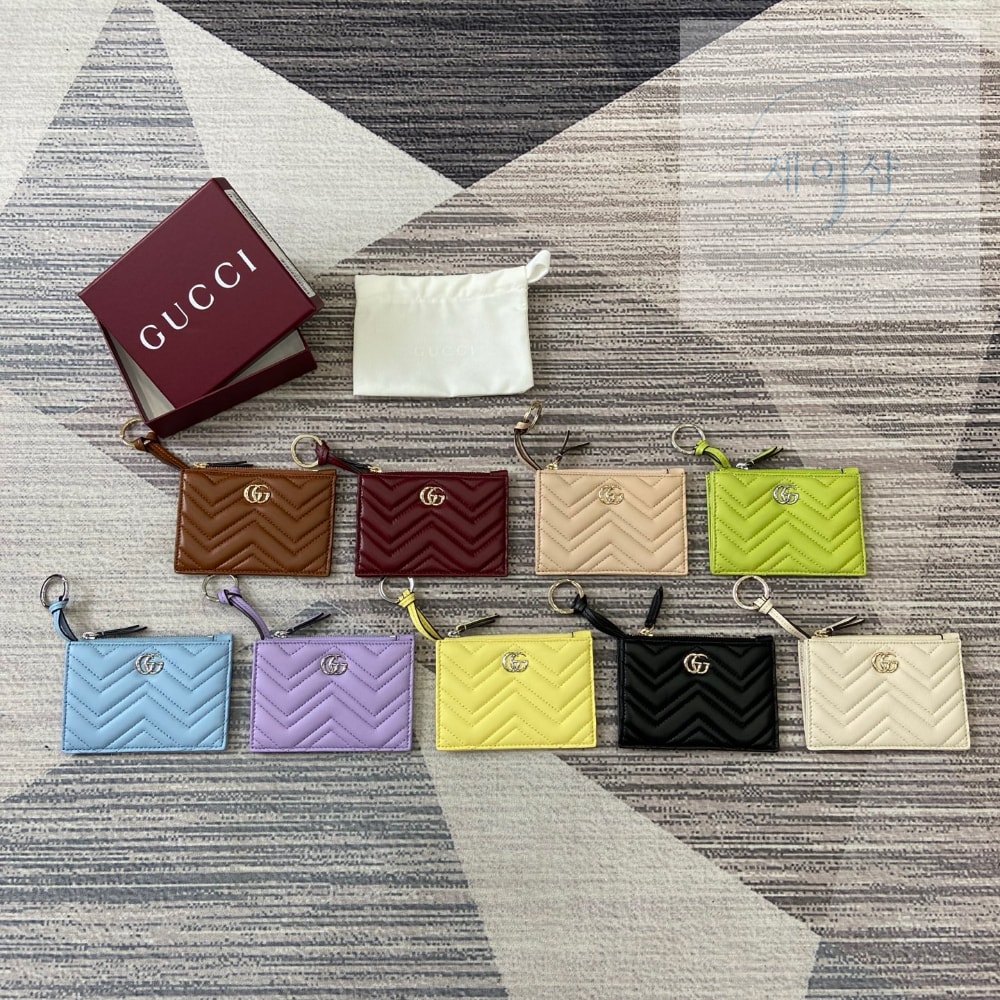 Gucci 837747
