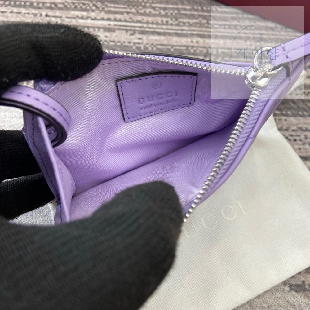Gucci 837747 - 상세 이미지