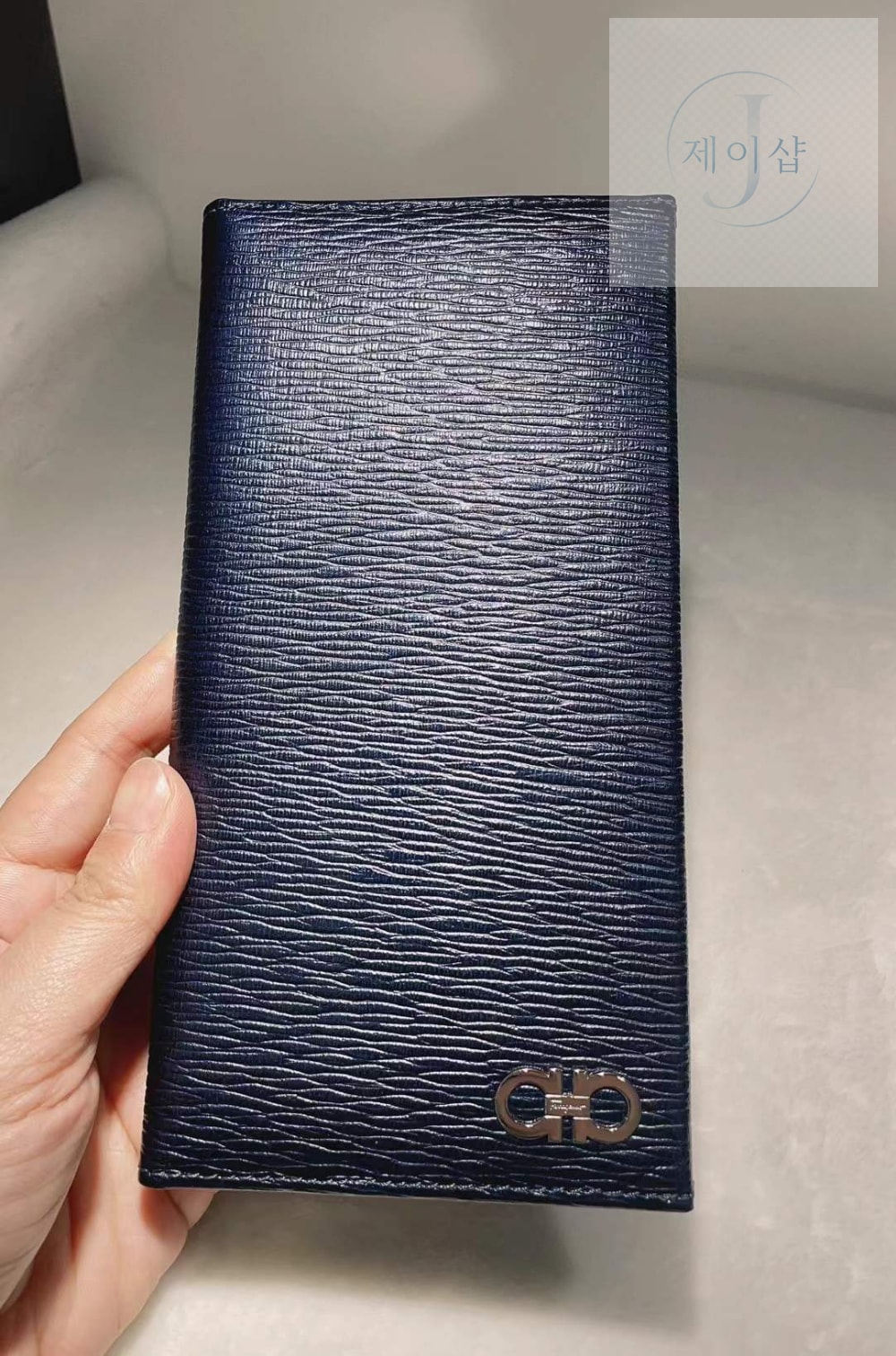 Ferragamo 페레가모 살바토레 간치니 장지갑 - 제이샵