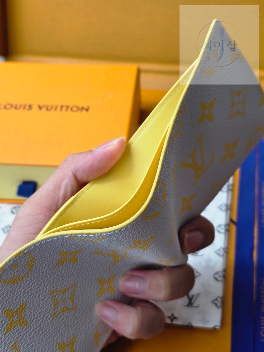 Lv M14694 - 상세 이미지