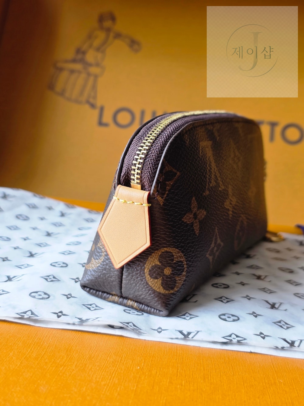 Lv M25694 - 상세 이미지