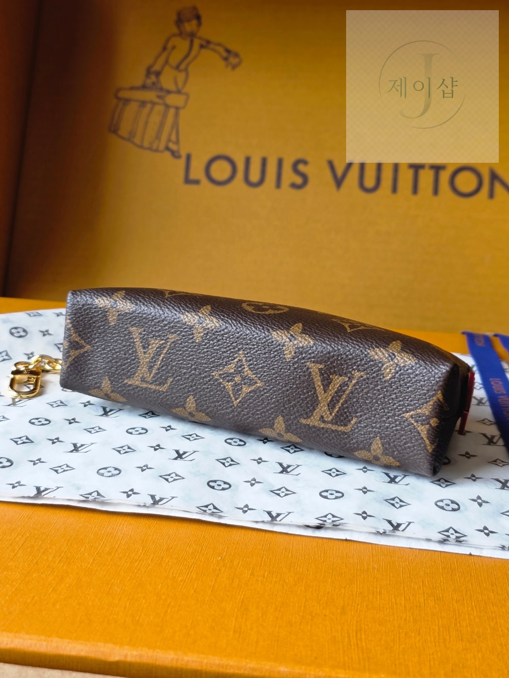 Lv M25694 - 상세 이미지
