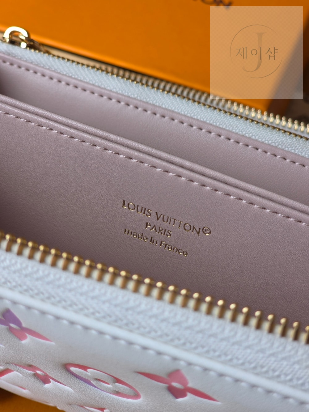 Louis Vuitton M15091 - 상세 이미지