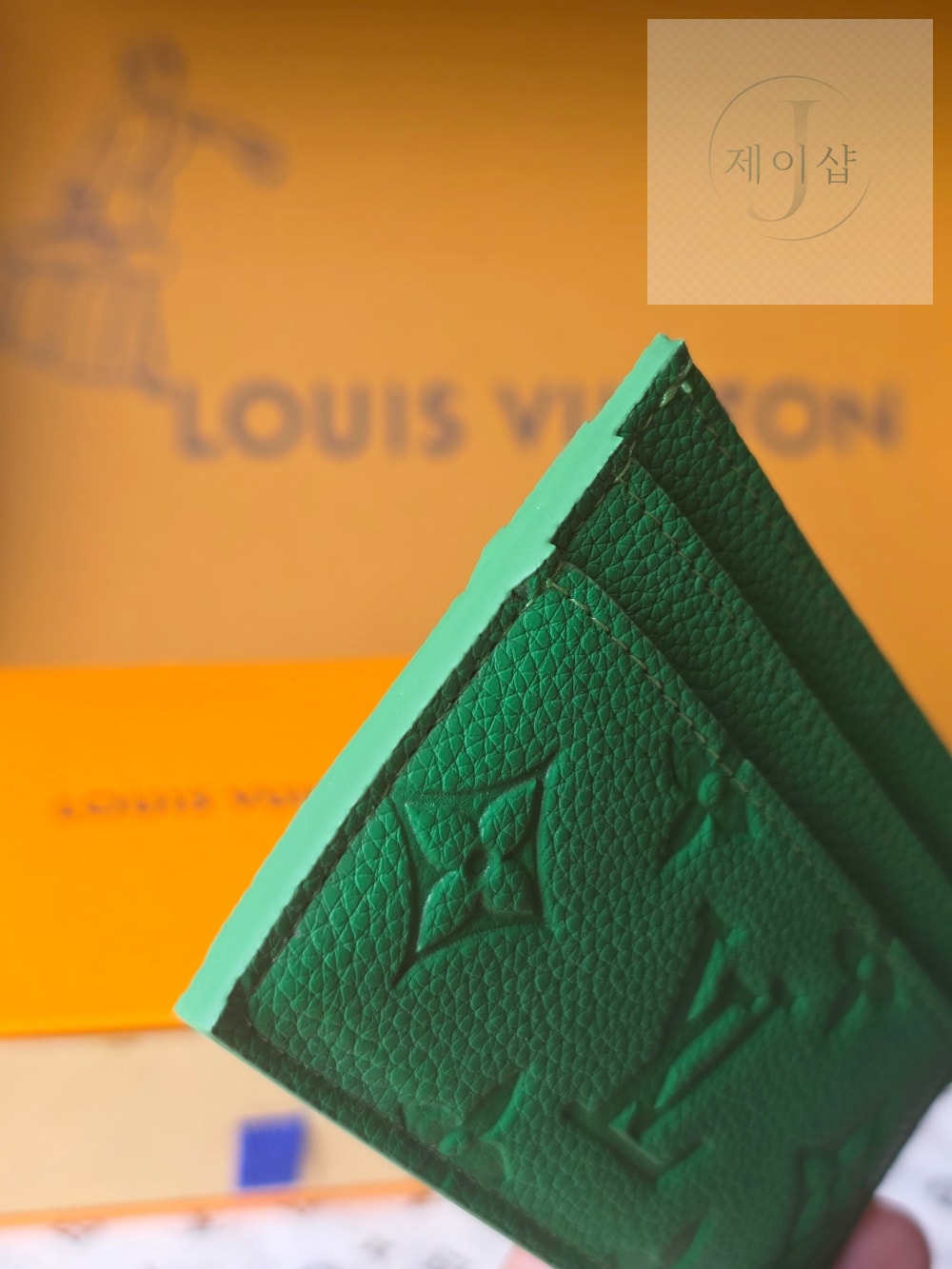 Louis Vuitton M25998 - 상세 이미지
