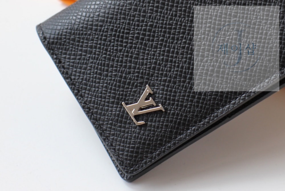 Louis Vuitton M30283 - 상세 이미지