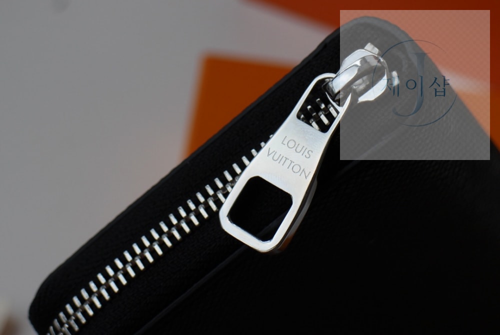 Louis Vuitton M30317 - 상세 이미지
