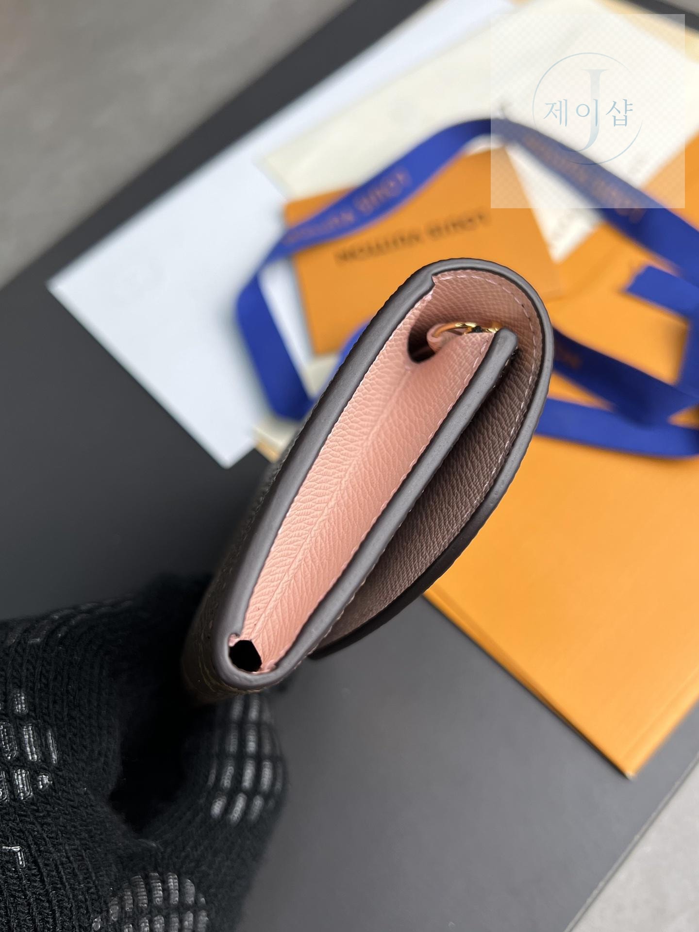 Louis Vuitton M41939 - 상세 이미지