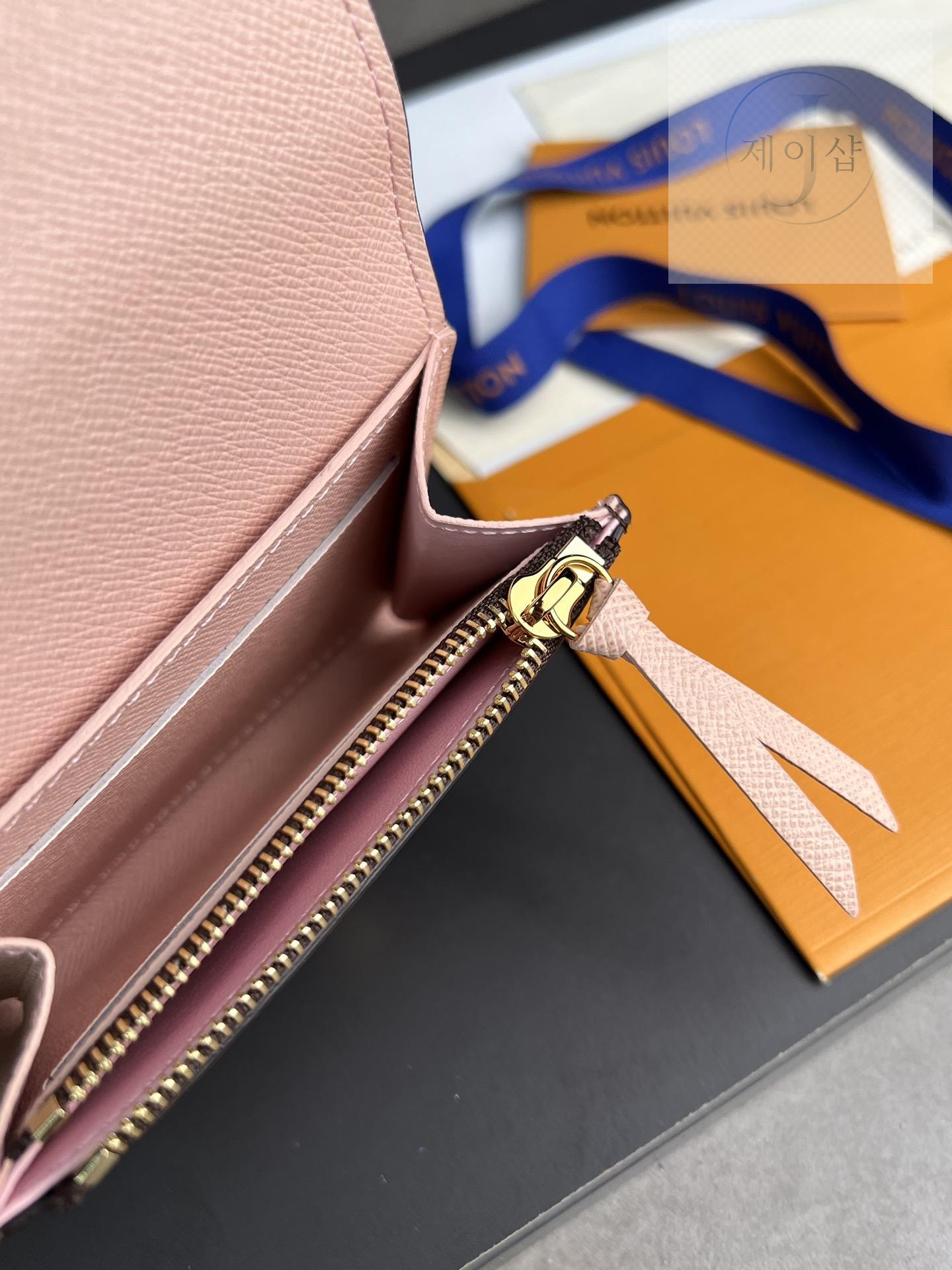 Louis Vuitton M41939 - 상세 이미지