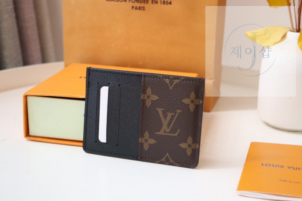 Louis Vuitton M60166 - 상세 이미지