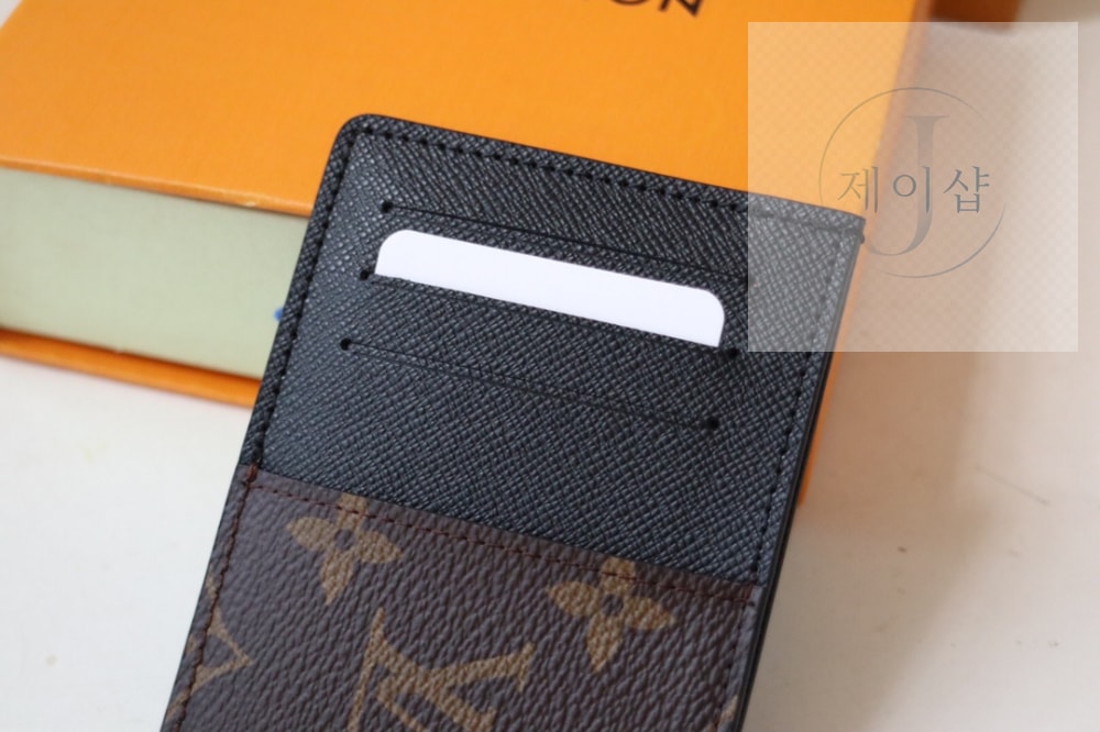 Louis Vuitton M60166 - 상세 이미지
