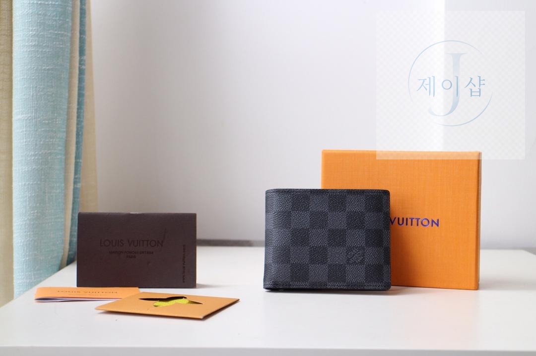 Louis Vuitton M60895 - 상세 이미지