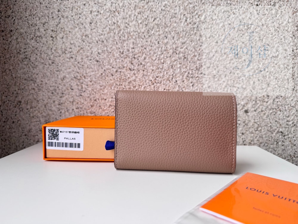 Louis Vuitton M62157 - 상세 이미지
