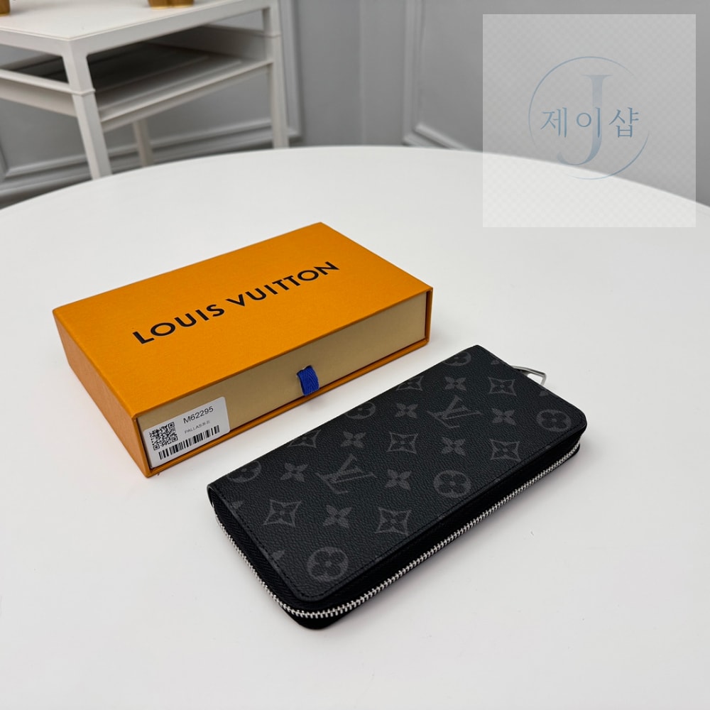 Louis Vuitton M62295